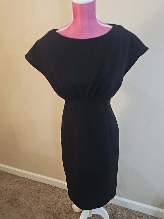 Calvin Klein Dresses & Skirts - Calvin Klein Black Batwing Midi Dress